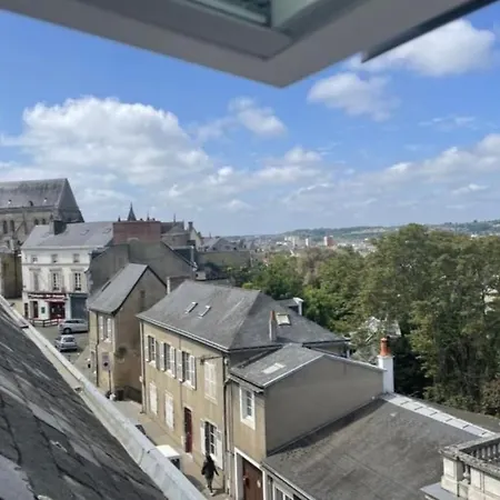 Daire -- -- Situe Au Pied De La Cathedrale Et Du Vieux Mans !!! *